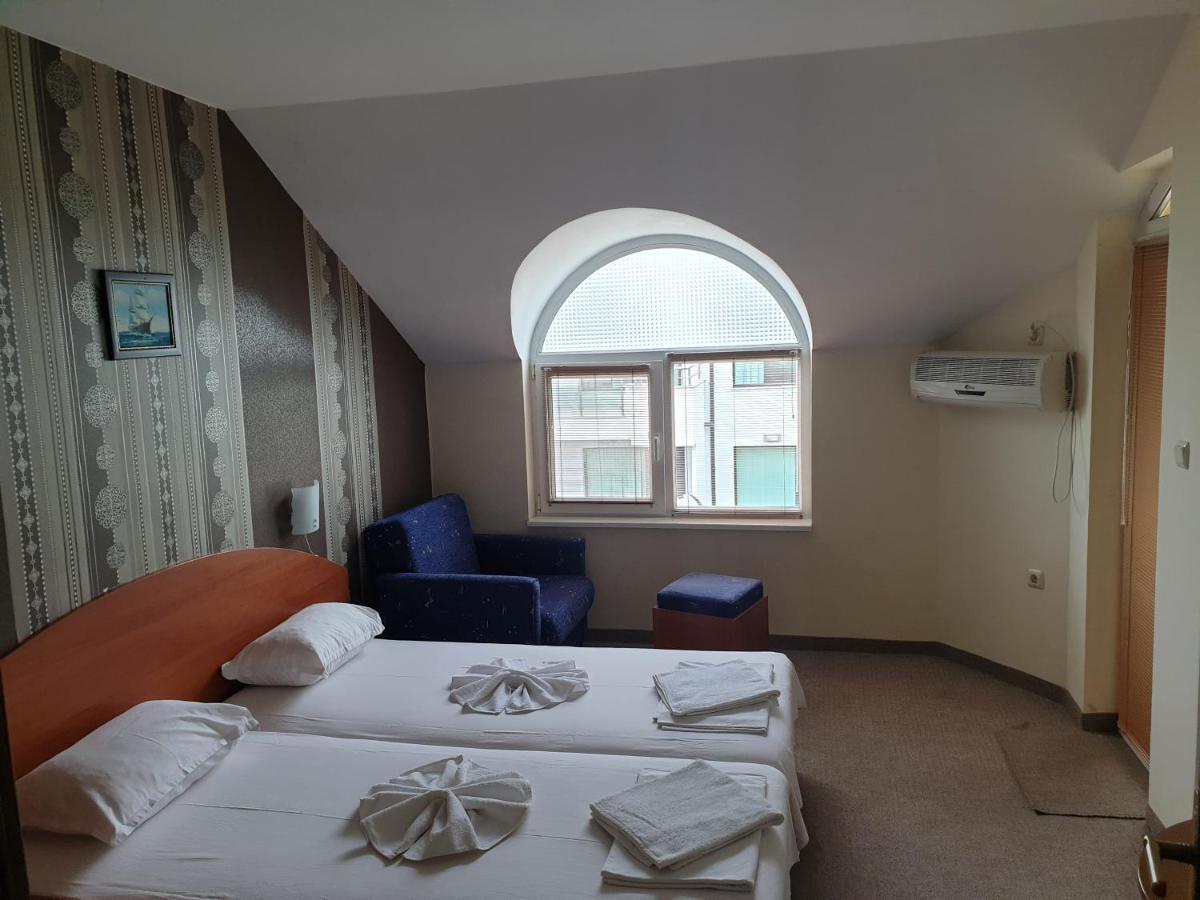 Family Hotel Diana Ahyolu Dış mekan fotoğraf
