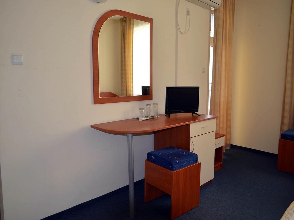 Family Hotel Diana Ahyolu Dış mekan fotoğraf